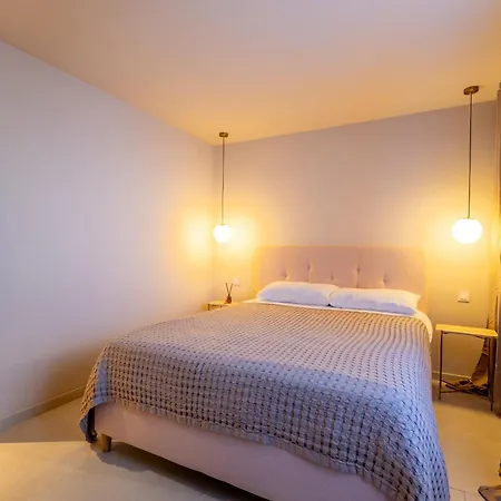 Castle Harbour Modern 1 Bedroom Cristianos Apartment Los Cristianos (Tenerife)